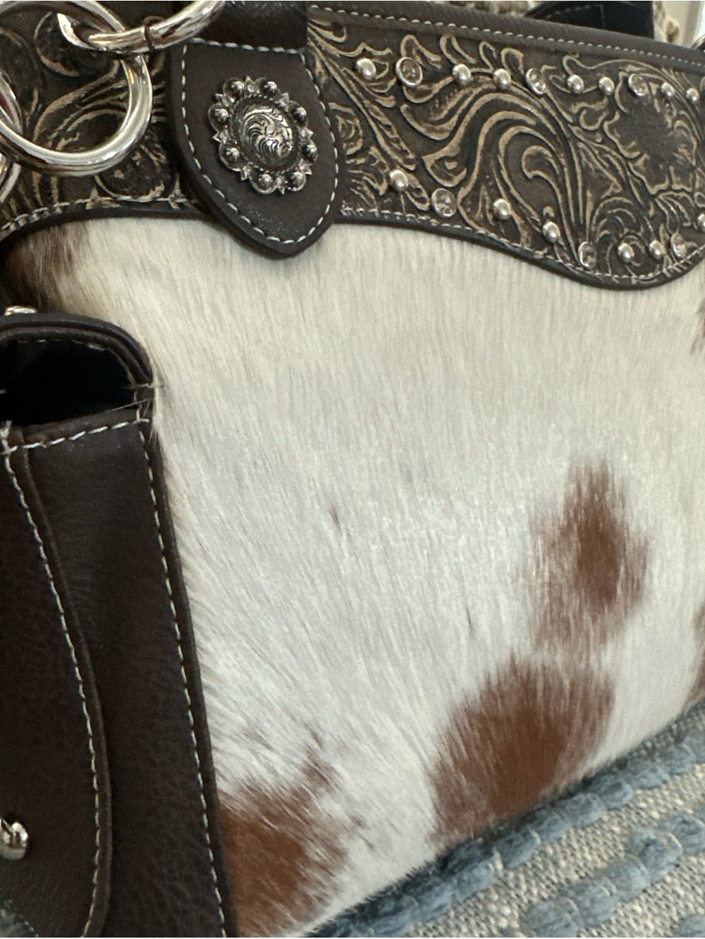 Women's Concealed Carry Purse - Western Cowhide Satchel Bag w/ Embossed Trim - Picture 6 of 8